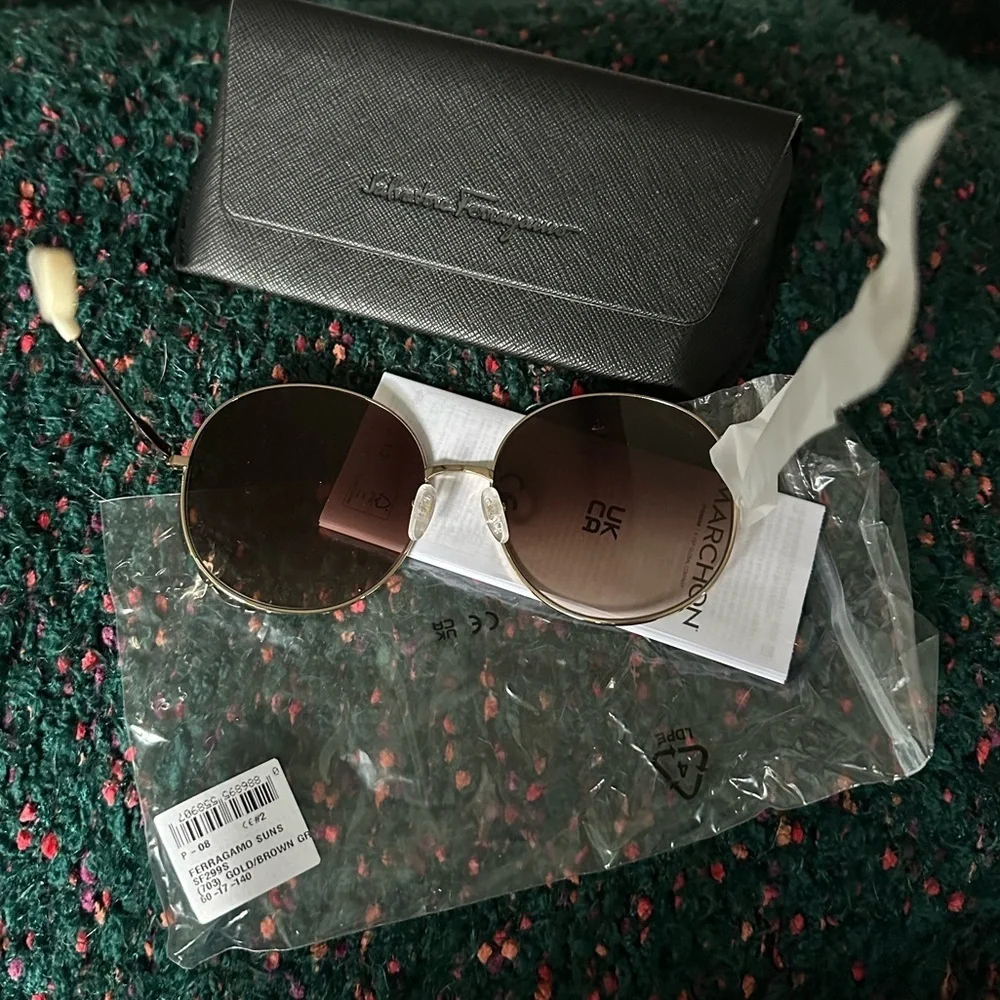Ferragamo SF299S 60mm Round Sunglasses NWT Full Set Gold/Brown Rare